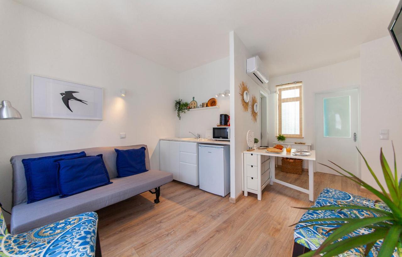 شقة B48 - Olive Tree Street 2 Bed Flat لاغوس المظهر الخارجي الصورة